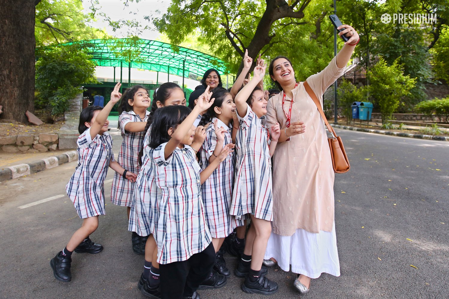 Presidium Punjabi Bagh, VISIT TO NEHRU PLANETARIUM